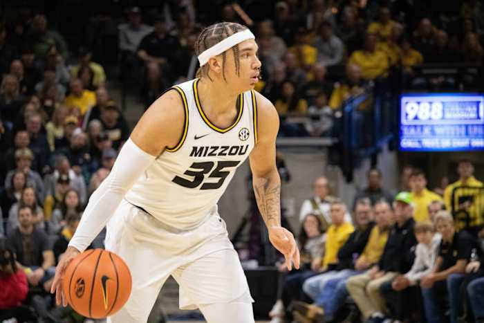Noah Carter handles the ball at the top of the key against Memphis on Friday, Nov. 10 at Mizzou Arena.